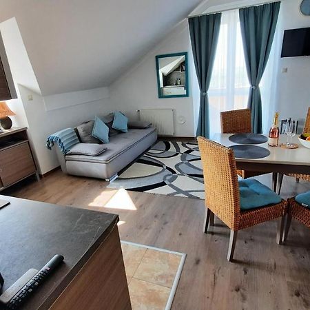Kamilla Apartman Villapark Buk Ngoại thất bức ảnh
