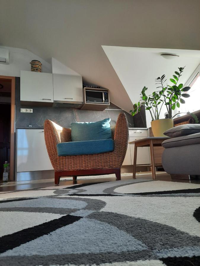 Kamilla Apartman Villapark Buk Ngoại thất bức ảnh