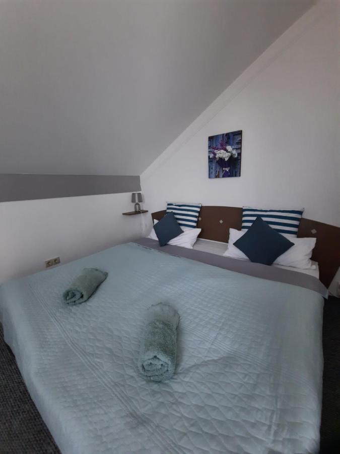 Kamilla Apartman Villapark Buk Ngoại thất bức ảnh