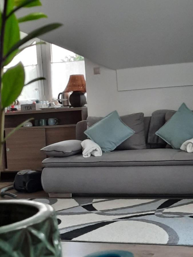 Kamilla Apartman Villapark Buk Ngoại thất bức ảnh