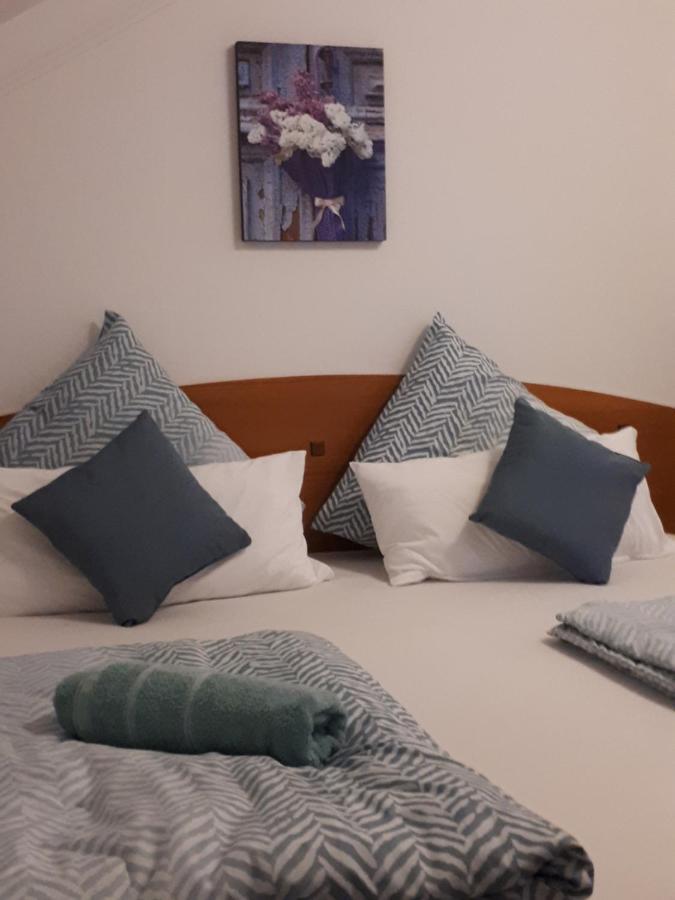Kamilla Apartman Villapark Buk Ngoại thất bức ảnh